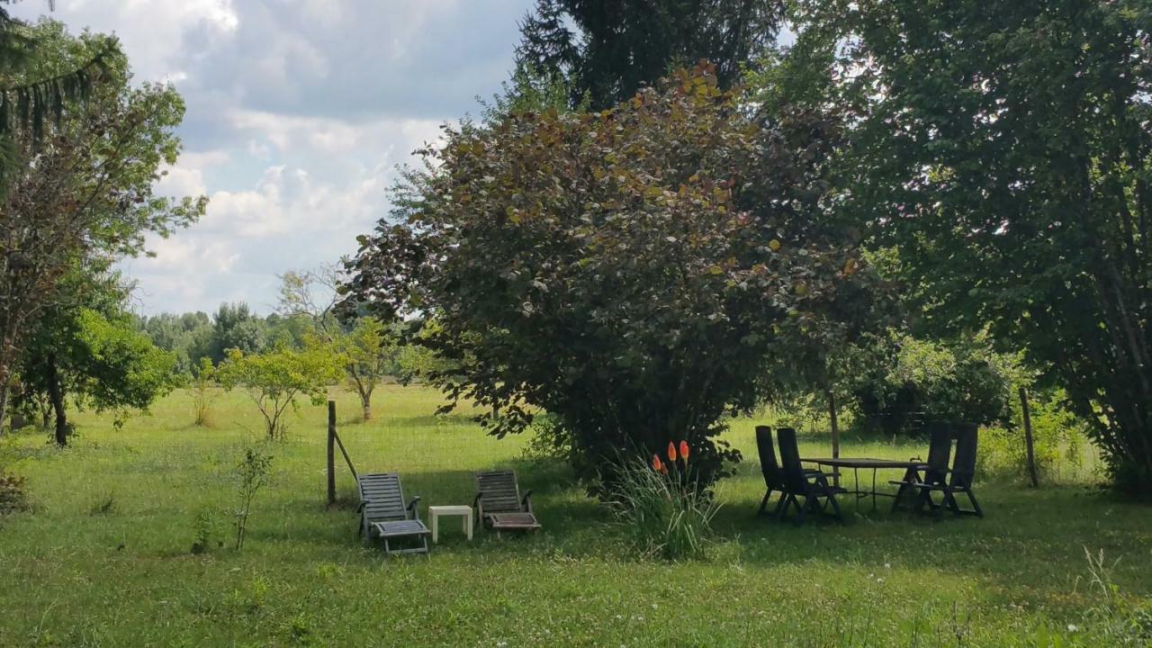 B&B Le Savoir Vivre Bonnes  Exteriér fotografie