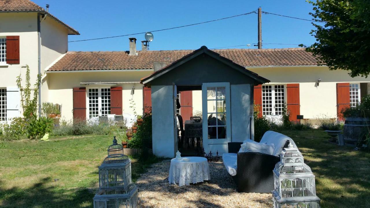 B&B Le Savoir Vivre Bonnes  Exteriér fotografie