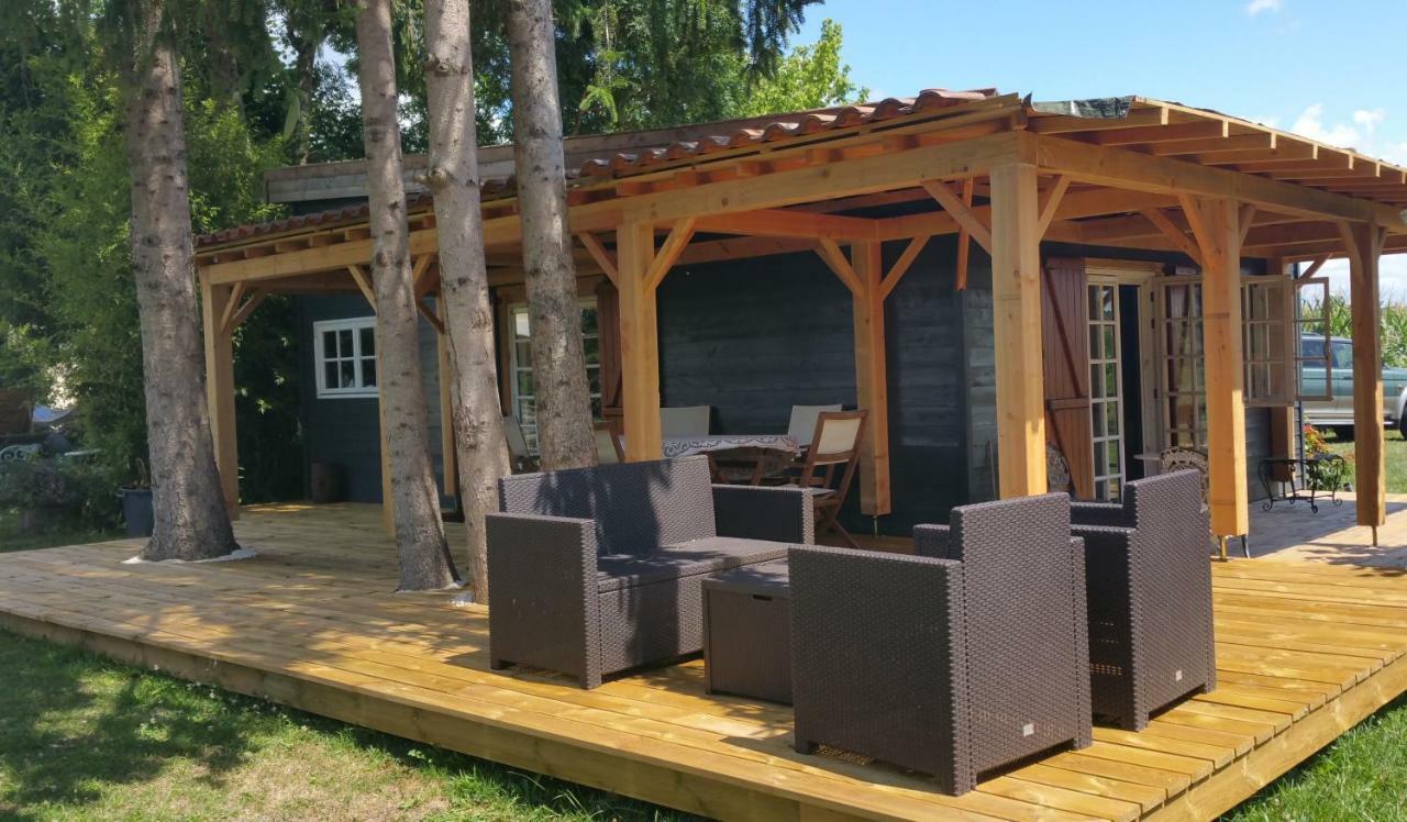B&B Le Savoir Vivre Bonnes  Exteriér fotografie