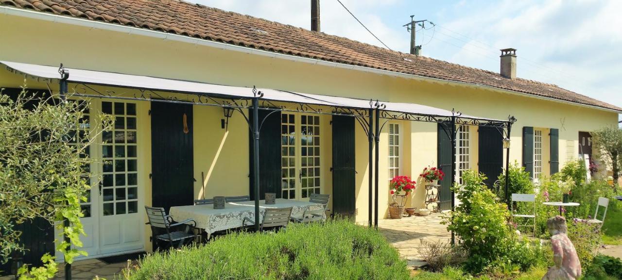B&B Le Savoir Vivre Bonnes  Exteriér fotografie